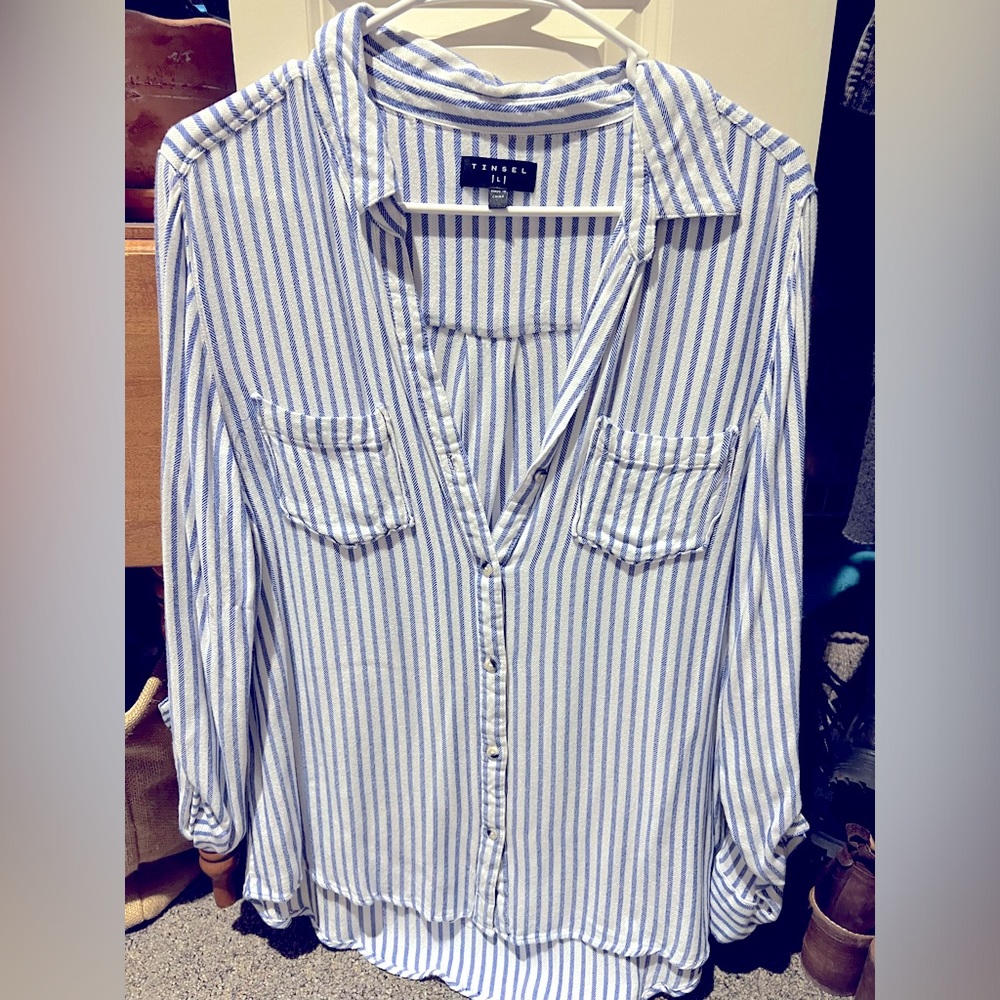 Ladies size large button-down rayon shirt